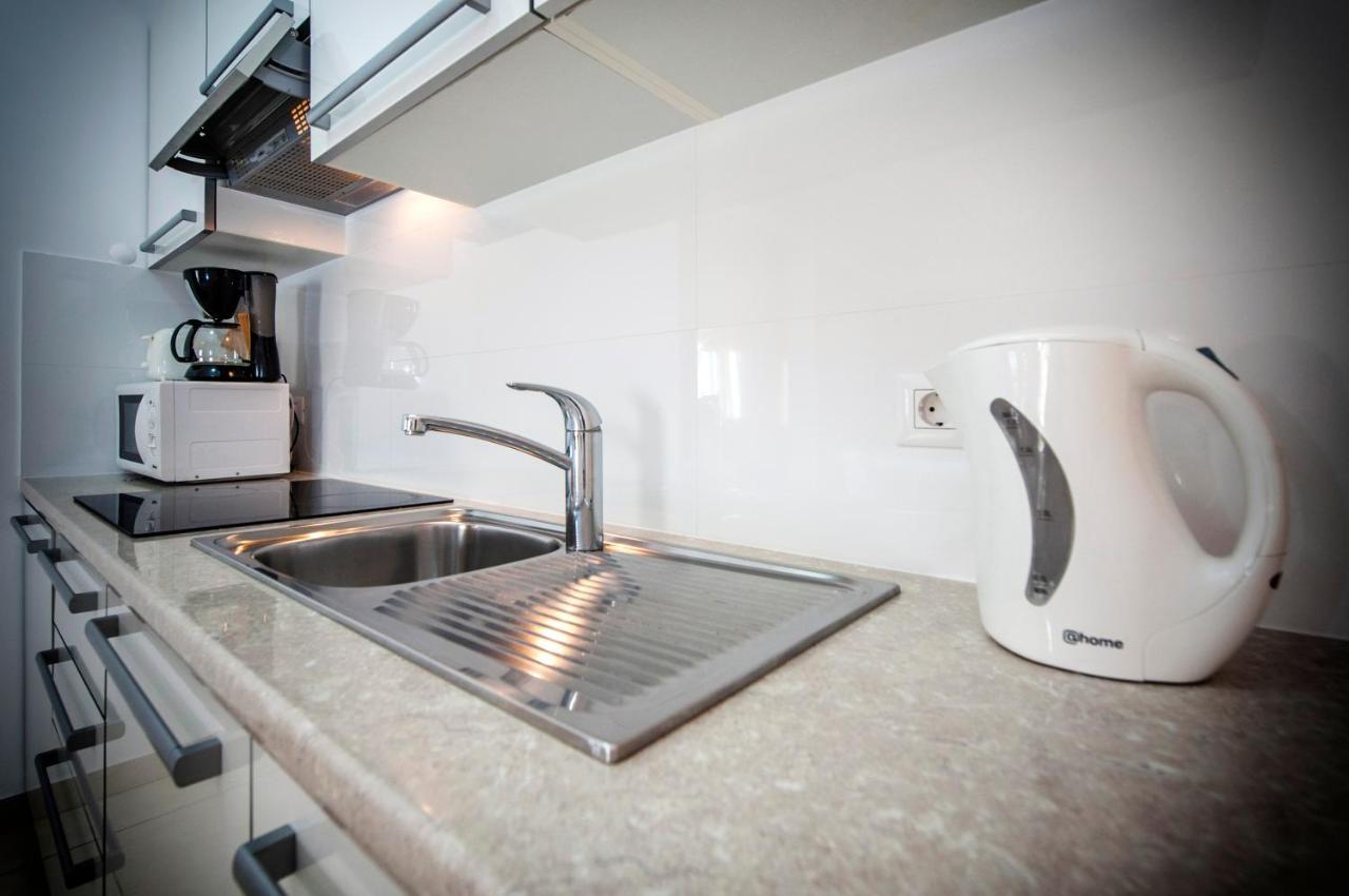 Apartments And Rooms Camaiore Rovinj Bagian luar foto